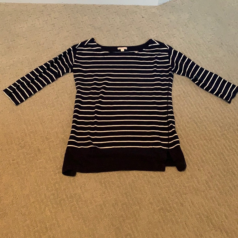 Gap Maternity 3/4 sleeve navy and white tee size S